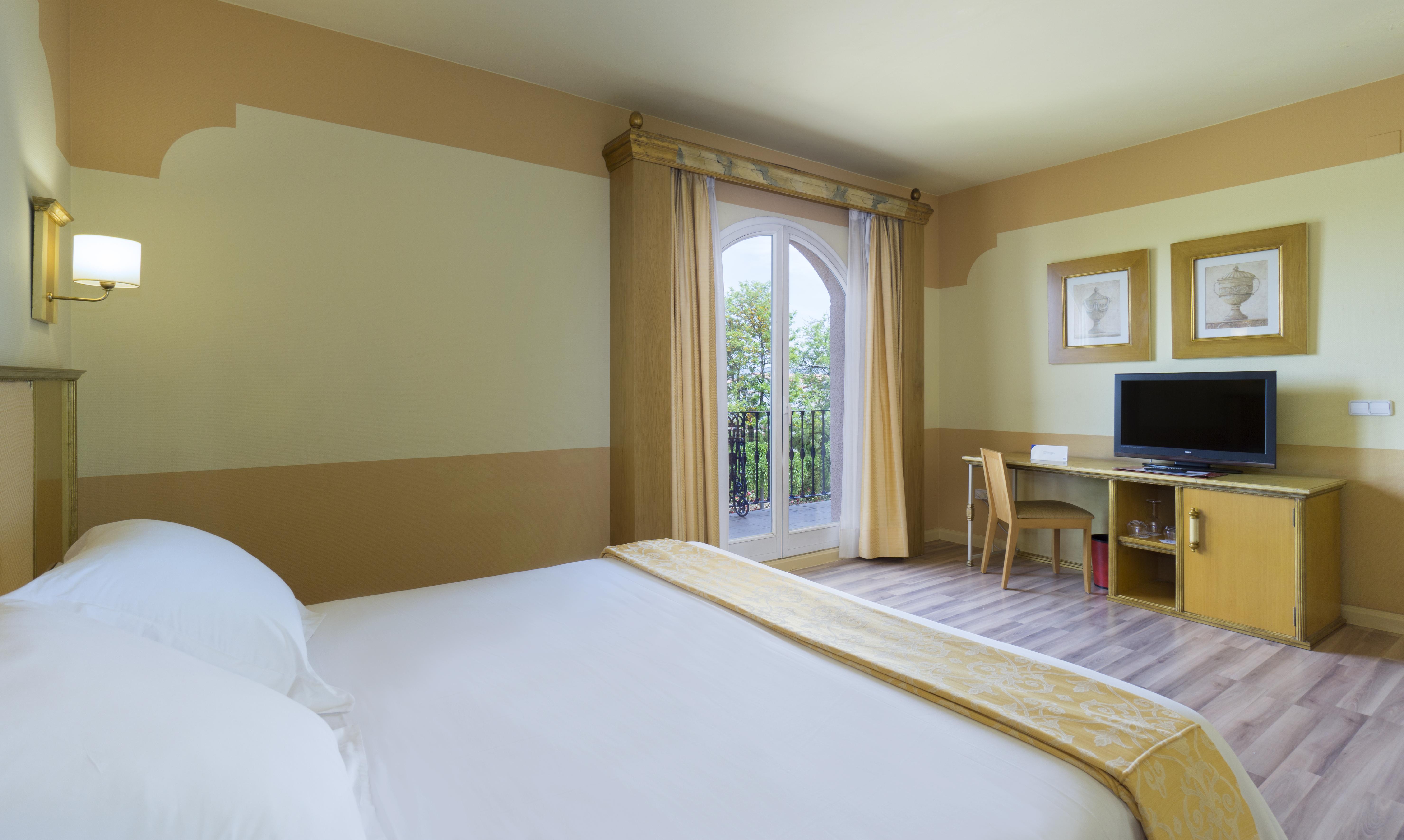 Hotel Fuente Las Piedras カブラ エクステリア 写真