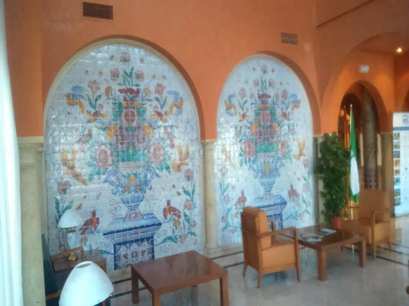 Hotel Fuente Las Piedras カブラ エクステリア 写真